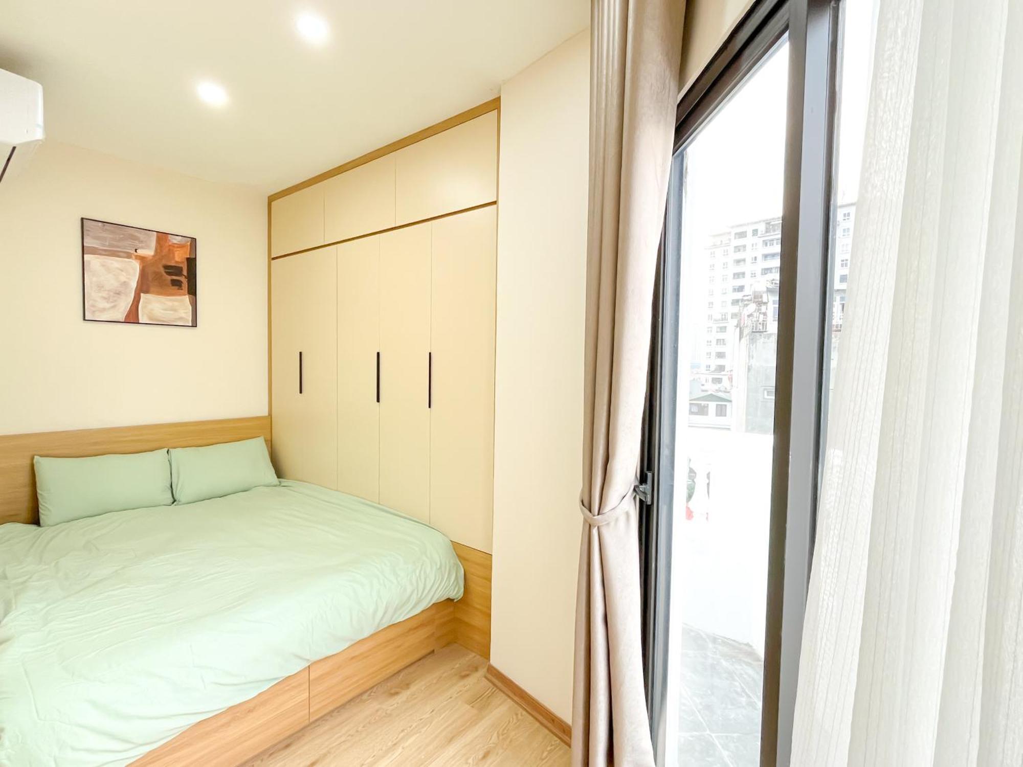 Amazing Housing Lac Long Quan 河内 外观 照片