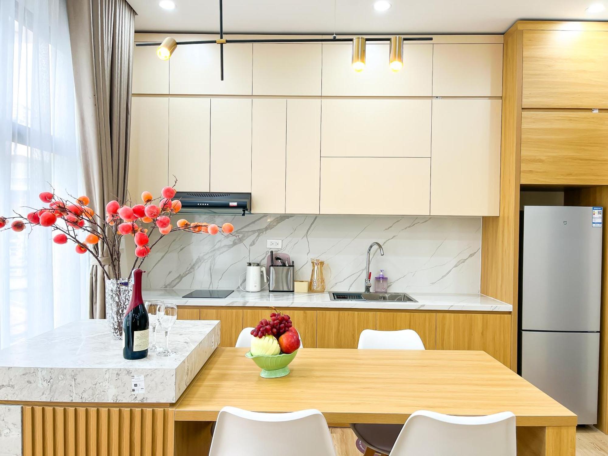 Amazing Housing Lac Long Quan 河内 外观 照片