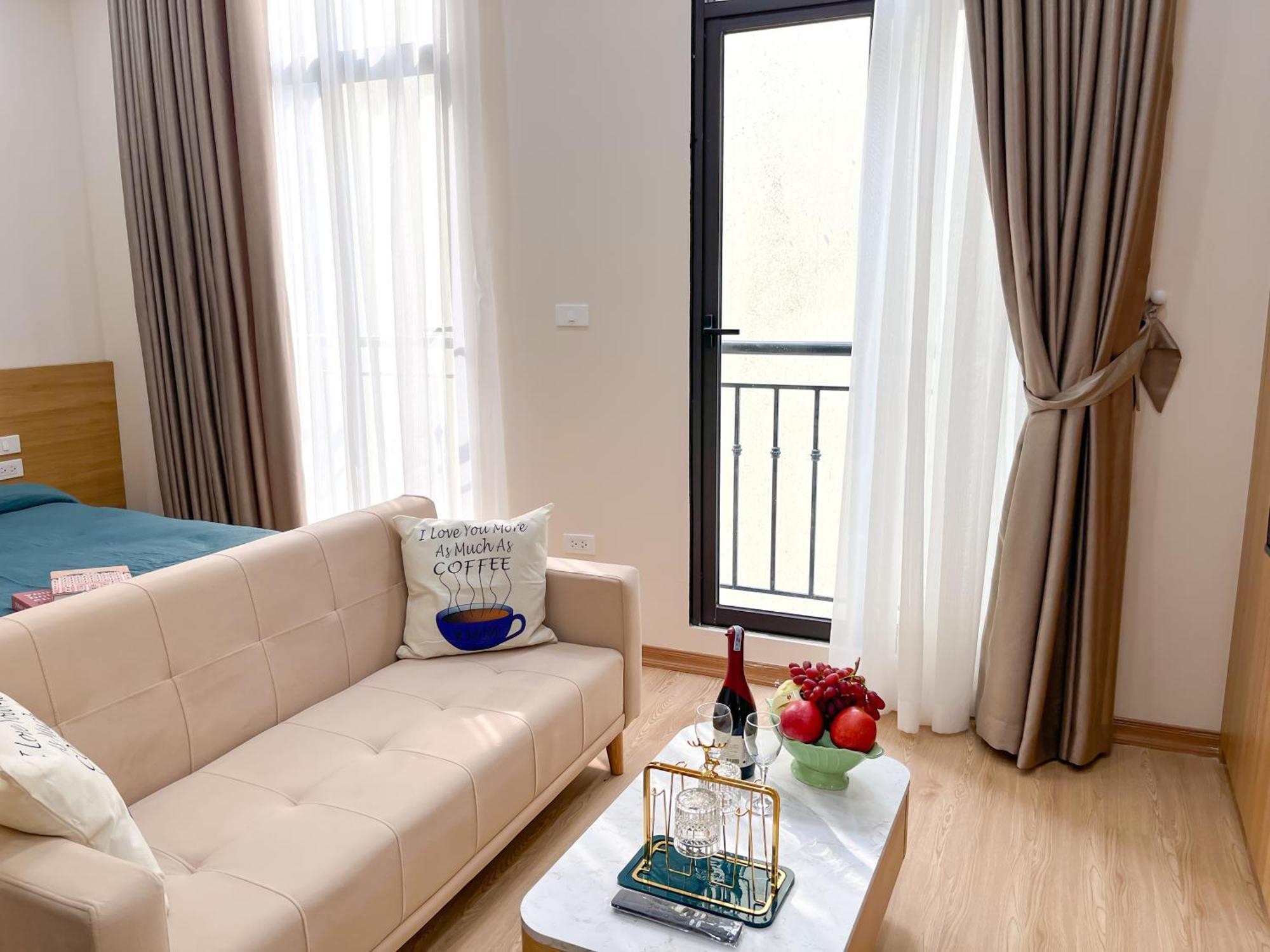 Amazing Housing Lac Long Quan 河内 外观 照片