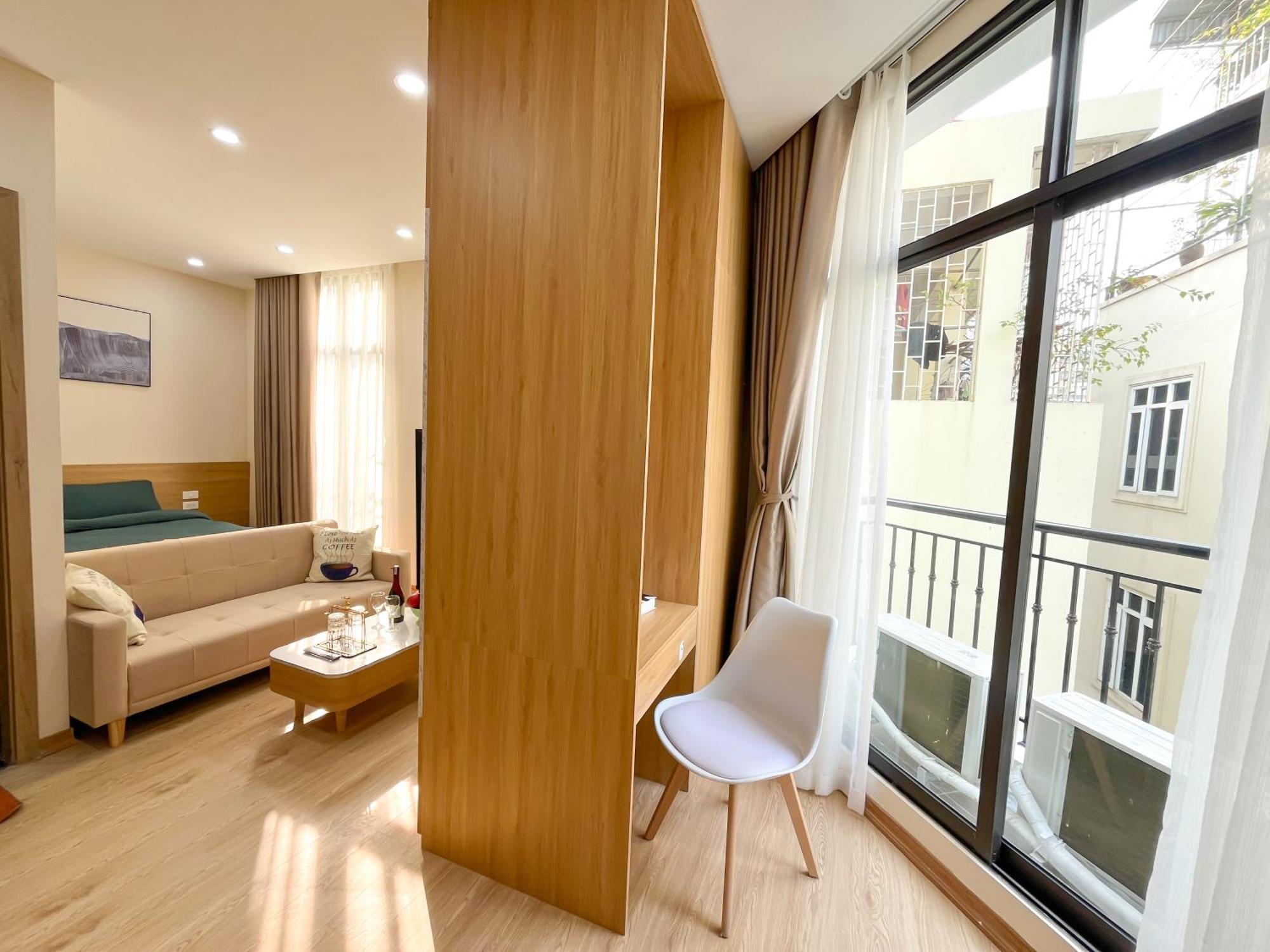Amazing Housing Lac Long Quan 河内 外观 照片